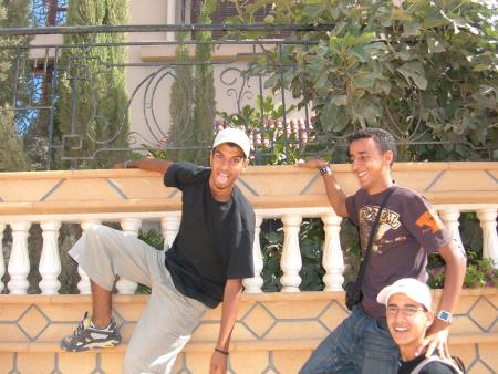 3aychin ghir l tebwi9a forma r9i9a
